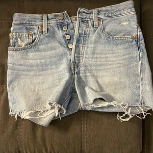 Levi’s 501 denim jean cut off shorts
